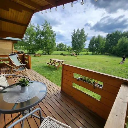 Lesnisko Apartment *